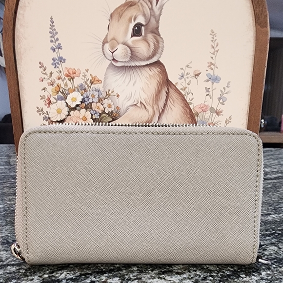 Michael Kors Gray Wallet - Picture 2 of 6